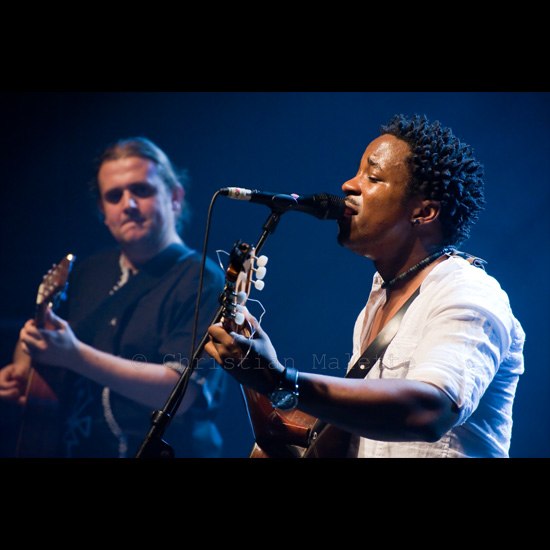 photo de Blick BASSY à la guitare, LA CIGALE à PARIS